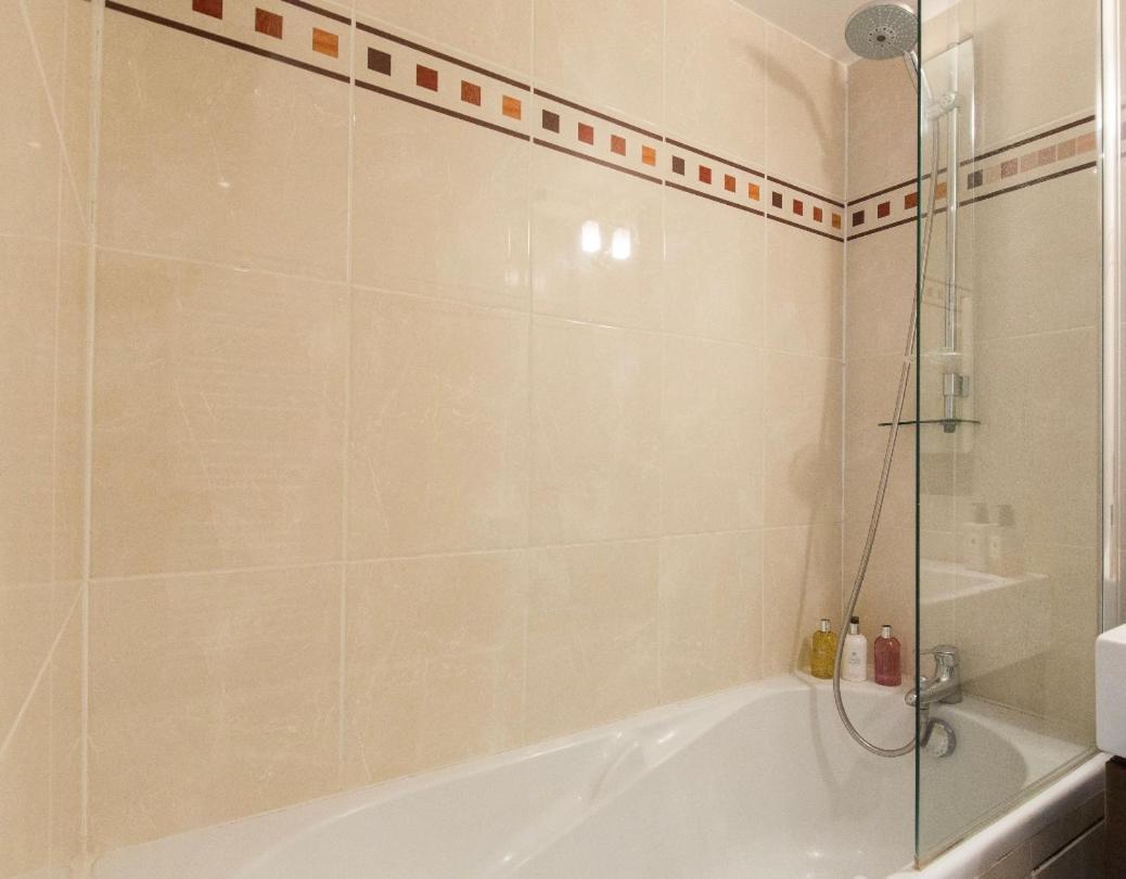 Luxury 3 Piece Garden Apartment In Cannes Marina Mandelieu 外观 照片