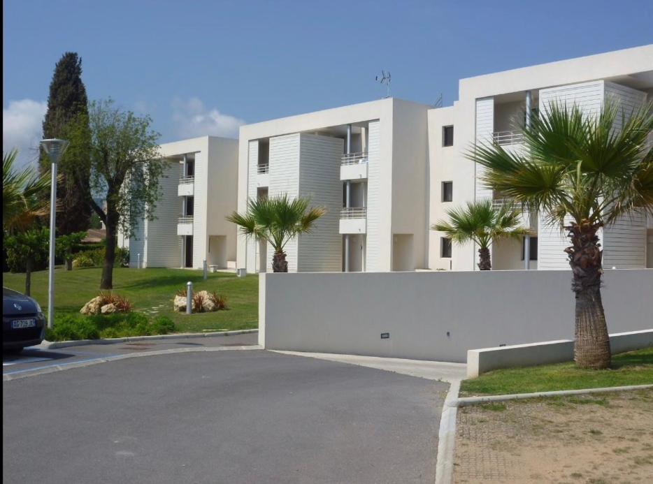 Luxury 3 Piece Garden Apartment In Cannes Marina Mandelieu 外观 照片