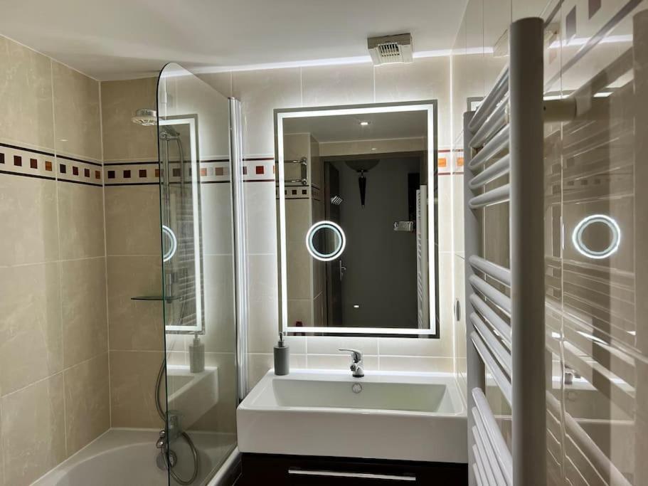 Luxury 3 Piece Garden Apartment In Cannes Marina Mandelieu 外观 照片